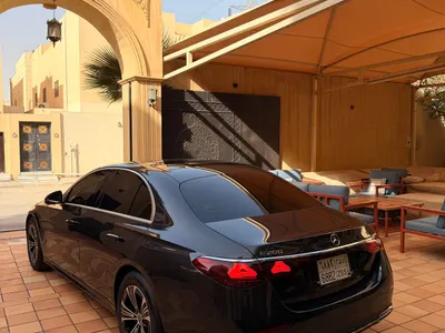 2025 مرسيدس - بنز إي 200