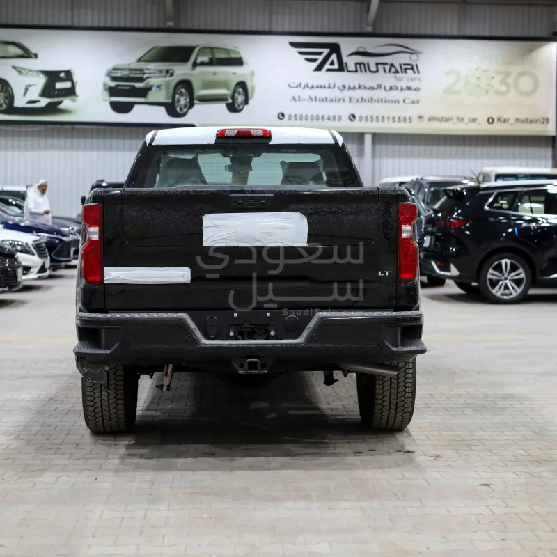 2026 شفروليه سلفرادو ال تي