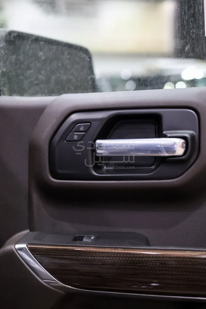 2026 شفروليه سلفرادو ال تي