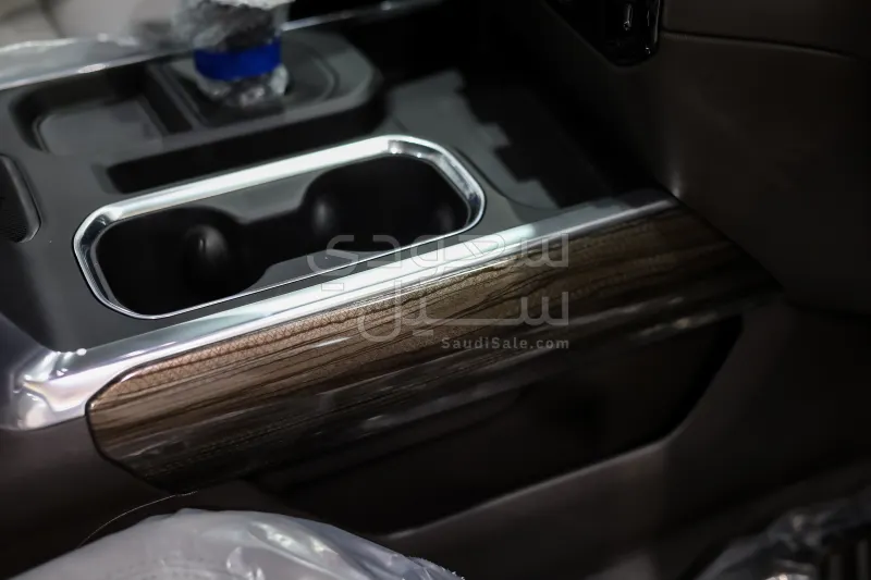 2026 شفروليه سلفرادو ال تي