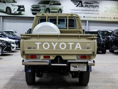 2015 تويوتا لاند كروزر شاص