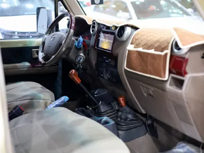 2015 تويوتا لاند كروزر شاص