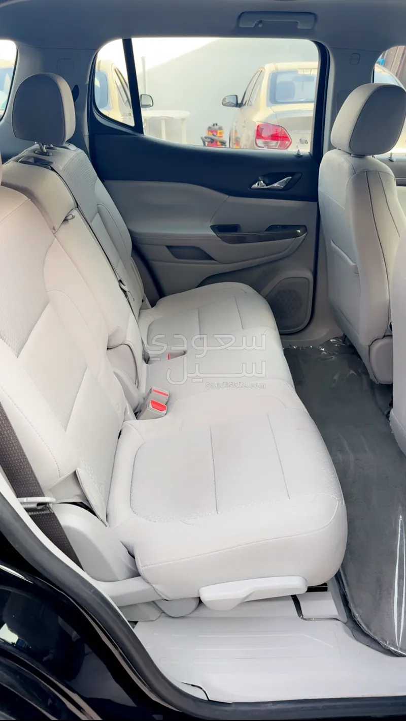 2020 جي ام سي اكاديا اس ال تي