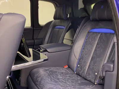 2024 رولز رويس كولينان بلاك بادج