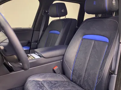 2024 رولز رويس كولينان بلاك بادج