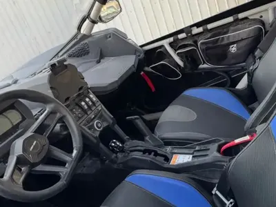 2022 كان-ام مافريك ماكس 1000