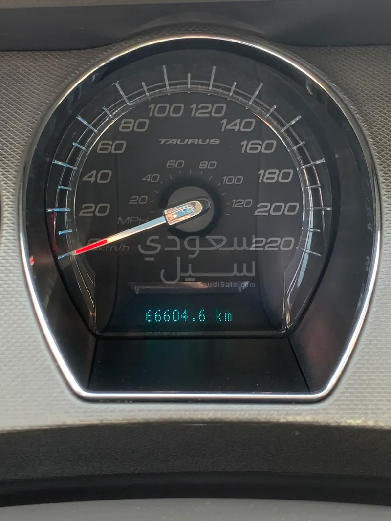 2011 فورد توروس