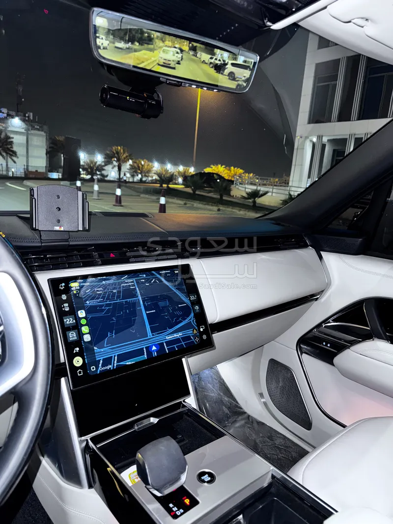 2024 لاند روفر رينج روفر اوتوبيوغرافي