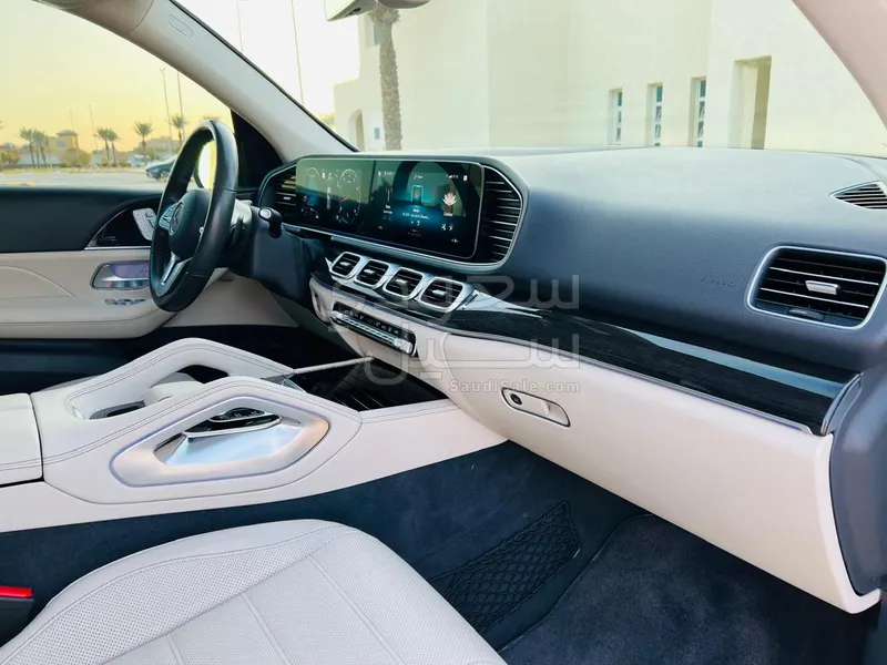 2020 مرسيدس - بنز جي إل إي 450 أي إم جي