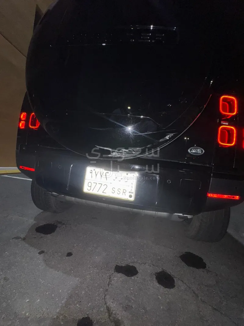 2022 لاند روفر ديفيندر 110