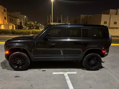 2022 لاند روفر ديفيندر 110