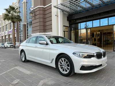 2020 بي ام دبليو الفئة الخامسة 520 أي