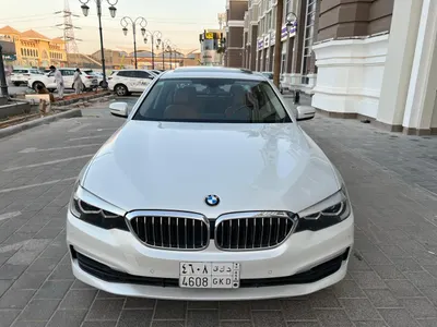 2020 بي ام دبليو الفئة الخامسة 520 أي