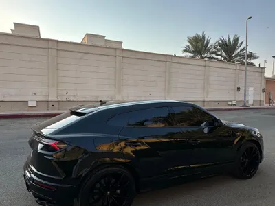 2021 لمبرجيني اوروس اس