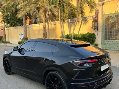 2021 لمبرجيني اوروس اس