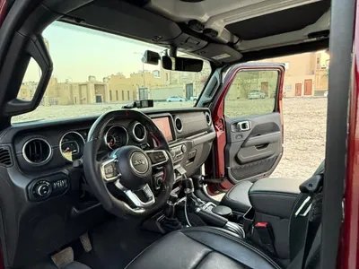 2022 جييب رانجلر صحارى