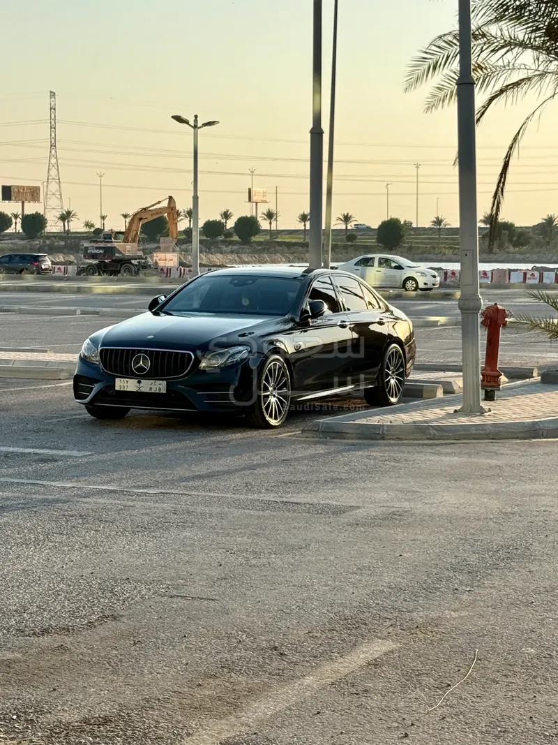 2017 مرسيدس - بنز إي 43 أي إم جي