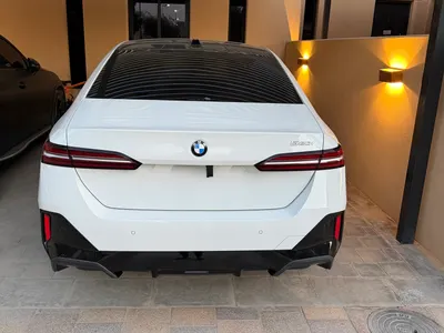 2024 بي ام دبليو الفئة الخامسة 520 أي