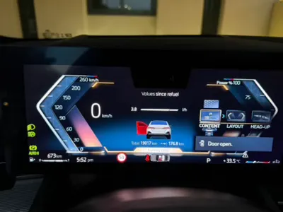 2024 بي ام دبليو الفئة الخامسة 520 أي