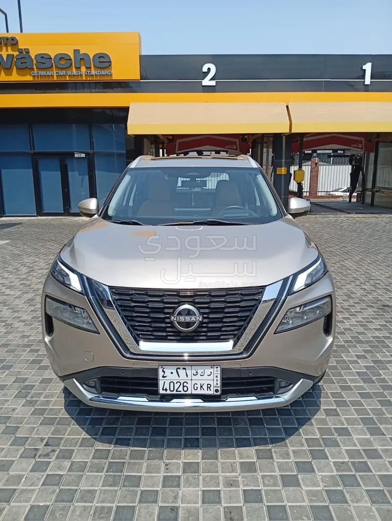 2024 نيسان اكس - ترايل