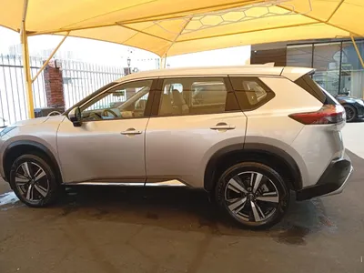 2024 نيسان اكس - ترايل