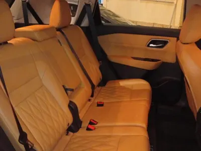 2024 نيسان اكس - ترايل