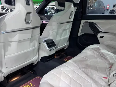 2026 بي ام دبليو الفئة السابعة 735أي