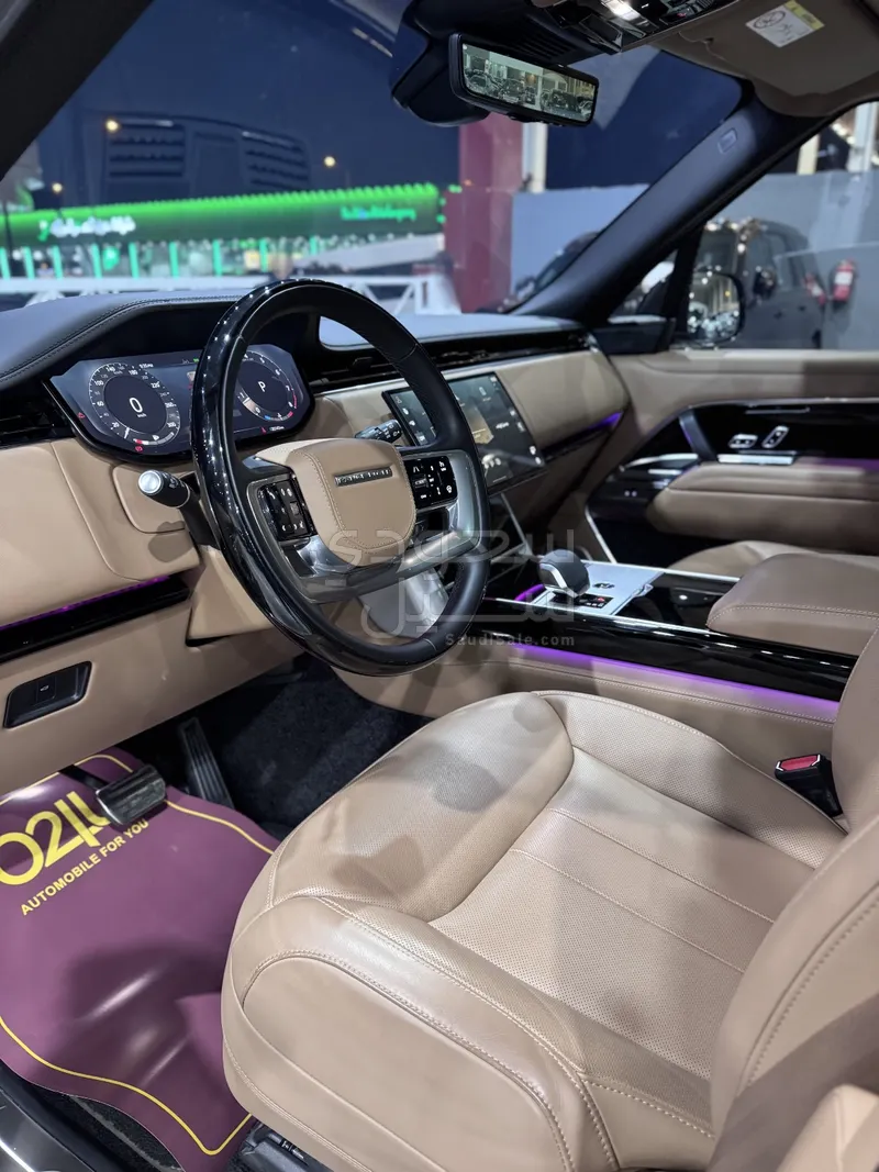 2025 لاند روفر رينج روفر اوتوبيوغرافي