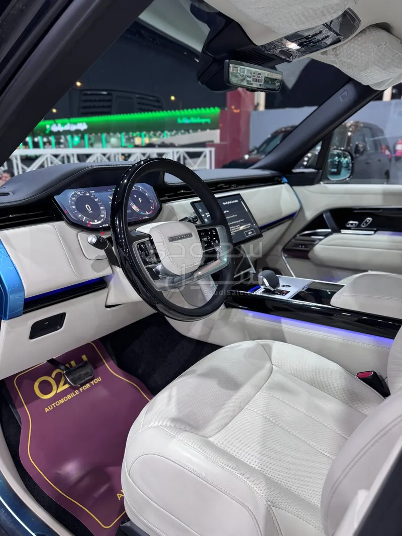 2025 لاند روفر رينج روفر اوتوبيوغرافي