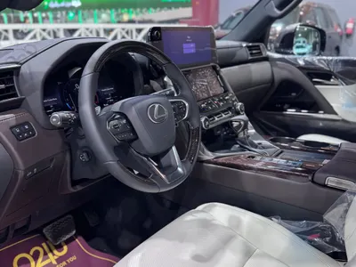 2026 لكزس إل إكس 600