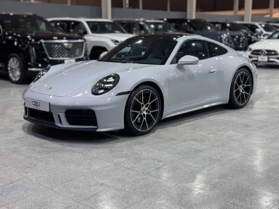 2025 بورش 911 كاريرا