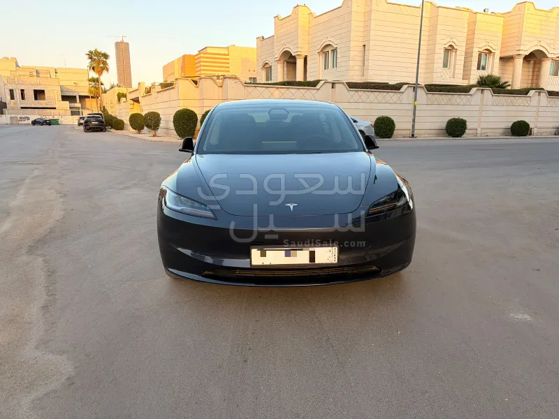 2024 تيسلا 3موديل لونج رينج