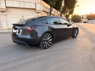 2024 تيسلا 3موديل لونج رينج