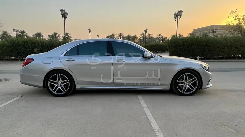 2017 مرسيدس - بنز إس 550