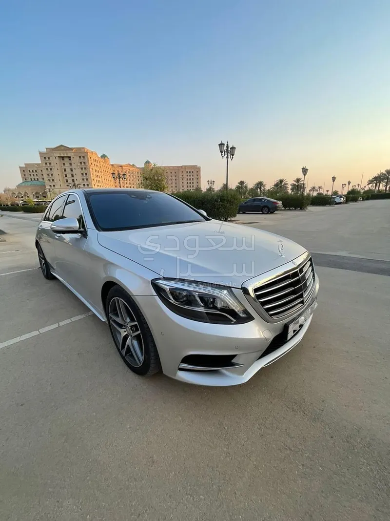 2017 مرسيدس - بنز إس 550