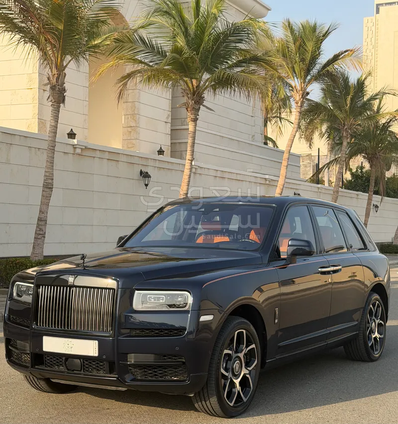 2022 رولز رويس كولينان بلاك بادج