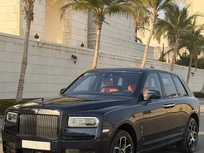 2022 رولز رويس كولينان بلاك بادج