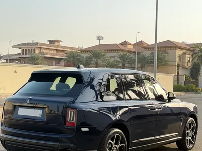2022 رولز رويس كولينان بلاك بادج