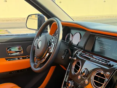 2022 رولز رويس كولينان بلاك بادج