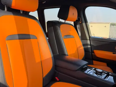 2022 رولز رويس كولينان بلاك بادج