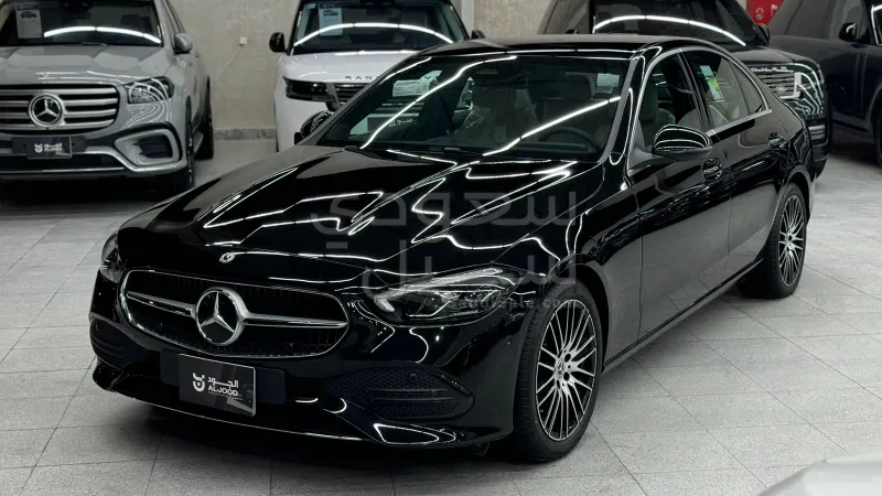 2025 مرسيدس - بنز سي 200
