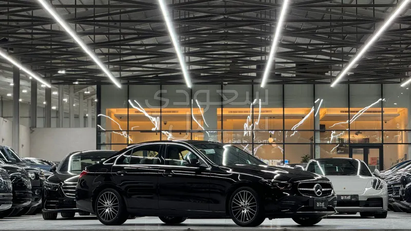 2025 مرسيدس - بنز سي 200