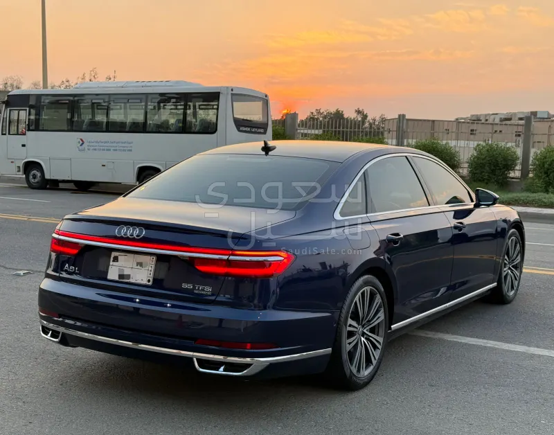 2019 اودي اي 8