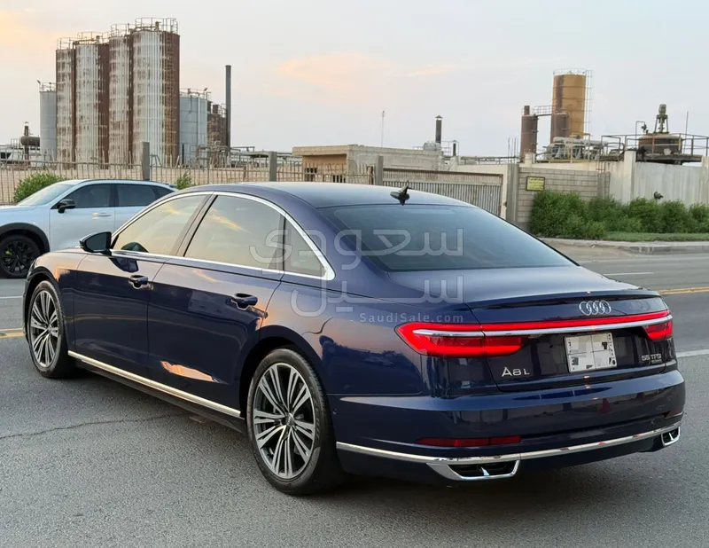 2019 اودي اي 8