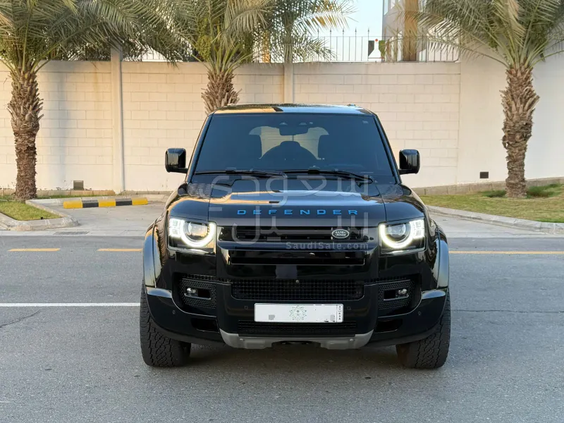 2024 لاند روفر ديفيندر اكس