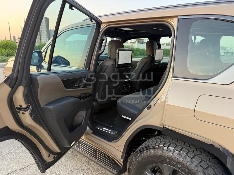 2025 لكزس إل إكس 600 اوف رود