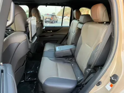 2025 لكزس إل إكس 600 اوف رود