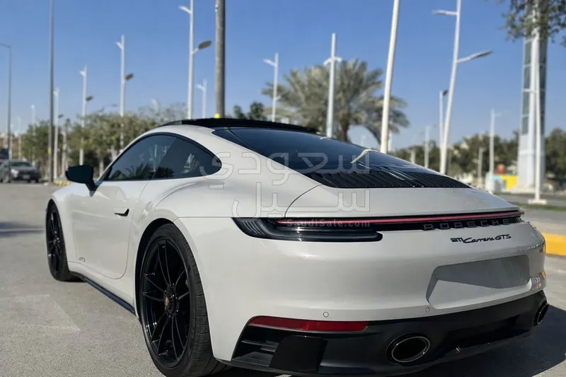 2022 بورش 911 كاريرا جي تي اس