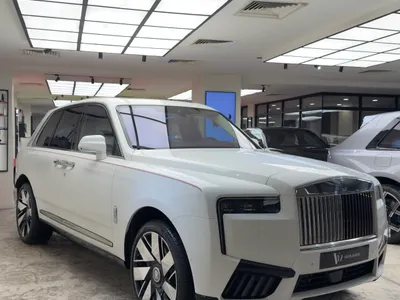 2025 رولز رويس كولينان سلفر بادج