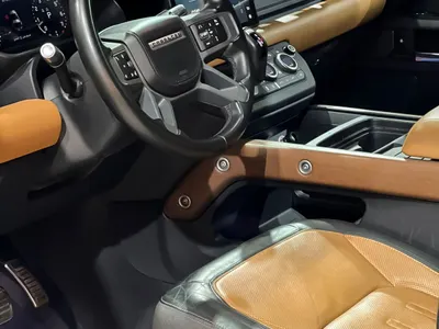 2021 لاند روفر ديفيندر اكس